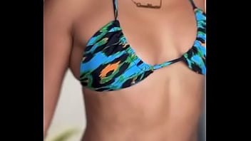 My friend and her sexy bathing suit