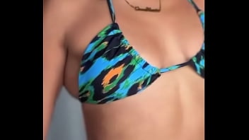 My friend and her sexy bathing suit