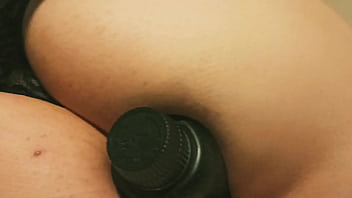 Gran culo con vibrador