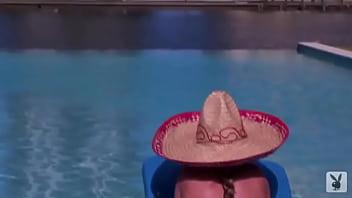 Wonderful Cutie Having Fun At The Pool thumbnail