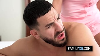 Pervy Stud Fucks His Blonde Stepmom And Stepsister Dressed As Superheroines thumbnail