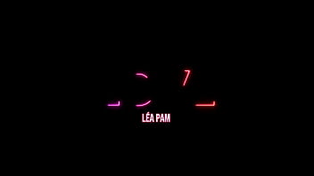 J'ai sucé jusqu'à la dernière goutte de sperme de cet abonné