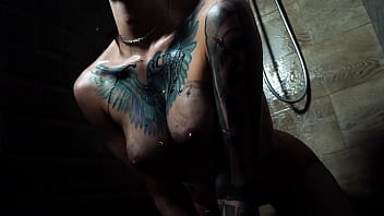 Youtube show and busty beauty big fake tits covered in body paint unleashes erotic masterpiece eva gold