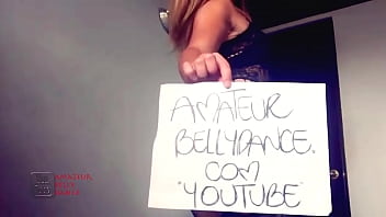 Twerking in amazing lingerie outfit love to dance & entertain