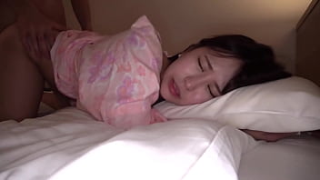 パート3 　かのんさん21歳が登場。バニーガールや浴衣にコスチュームチェンジで連続セックス！！