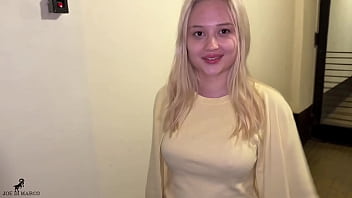 I fuck my teen blonde neighbor while i was on vacation