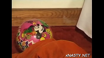 Amateur maiden sascha feels pecker in fanny