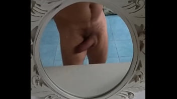 Muscle Daddy Exhibitionist Solo thumbnail