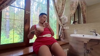 Stepmom with big ass celebrates birthday with stepson deep anal cum on face