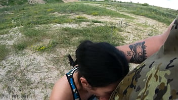 Black lynn gives me sloppy head outdoors