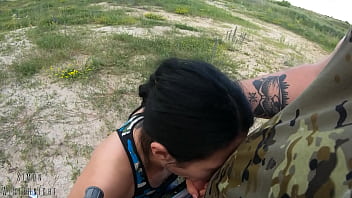 Black lynn gives me sloppy head outdoors