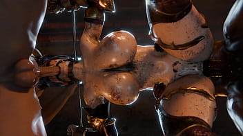 Ivy mamando y vaciando los testículos de sus prisioneros