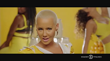 Inside amy schumer season 3 episode 1 'milk milk lemonade' Inside amy schumer season 3 episode 1 'milk milk lemonade'