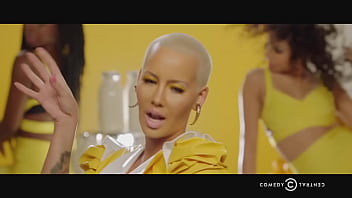 Inside amy schumer season 3 episode 1 'milk milk lemonade'