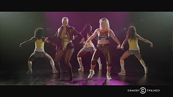 Inside amy schumer season 3 episode 1 'milk milk lemonade'