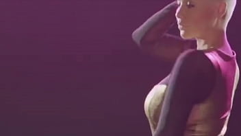 Inside amy schumer season 3 episode 1 'milk milk lemonade'