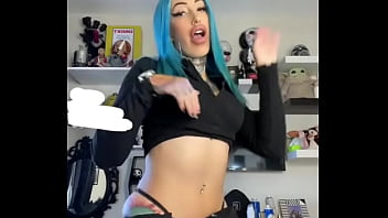 Caliente perra te pondra la verga dura