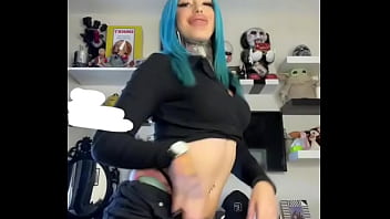 Caliente perra te pondra la verga dura