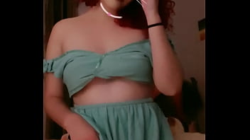 Gatas se exibindo ao pelo mundo