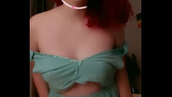 Gatas se exibindo ao pelo mundo