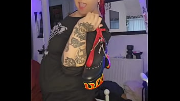 I realised when filming this that i can't do transitions sellingcontent contentcreator cornstar