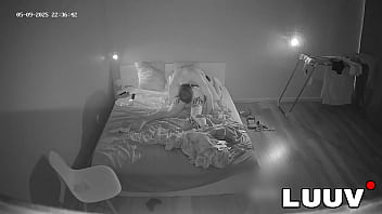 Luuv A Real Couple Finds Thrill In Turning Their Real Life Into A Homemade Sex Show For An Audience thumbnail
