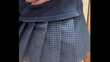 妄装 制服女子のアナルにきのこ、とうもろこしコーンをぶち込む パイパンリボン