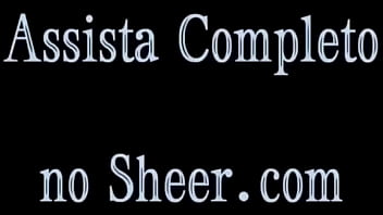 Enchendo a xoxota da puta de porra