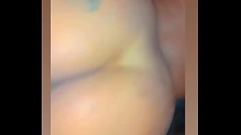 Gravei a puta e ela nem viu vou lançar outro video comendo cuzinho dela se vcs quiserem fala ai nos comentario Gravei a puta e ela nem viu vou lançar outro video comendo cuzinho dela se vcs quiserem fala ai nos comentario