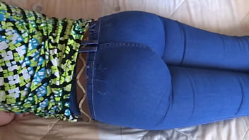 Stepmother gives me permission to jerk off watching her show off i want to fuck her