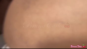 Negão jefão não brinca em serviço devorou minha buceta com tanto tesão que eu gozei o pau dele todinho