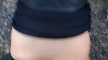 Sloppy pov blowjob in a girl in a medical mask