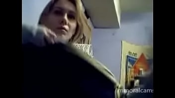 Amateur Blondie On Webcam thumbnail