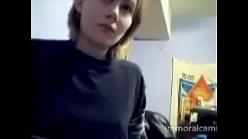 Amateur blondie on webcam