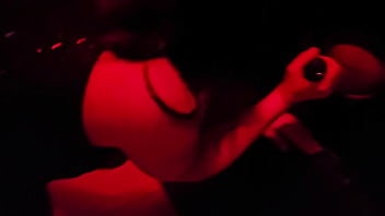 Glory hole experimentando mais um dotado gostoso