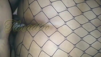 Safada rebolando o cu no meu pau