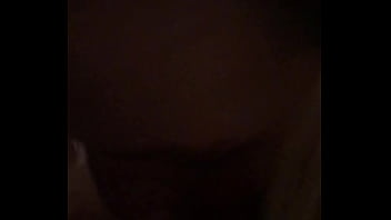 Kleine hure bekommt sahne