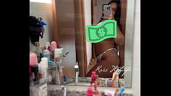 Boa tarde meus safadinhos já me deram o primeiro leitinho do ano te espero na subscrição de assinantes