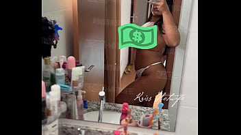 Boa tarde meus safadinhos já me deram o primeiro leitinho do ano te espero na subscrição de assinantes