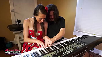 Brunette coed cloe sucks a cock and gets her twat deeply fucked and jizzed