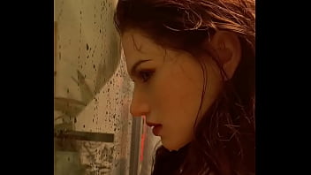 Elva unter der dusche – heiß nass & bereit von hinten