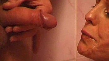 Another mature fmm french fisting threesome