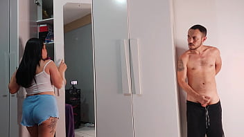 Comi minha meia irmã gostosa