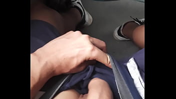 Joven Muestra Su Pito En El Transporte Publico thumbnail