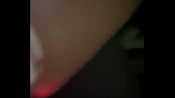 Puta de corno com vibrador no pedagi