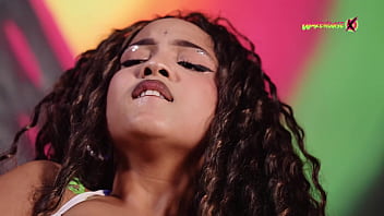 Curvy latina brings herself to intense orgasms with her new sex toys