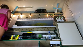 Hot bitch with no panties really turns me on at work