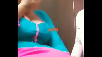 Indian Girl Boob Touchin thumbnail