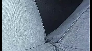 運転中に我慢できなくておしっこを漏らしてしまいました 運転中に我慢できなくておしっこを漏らしてしまいました