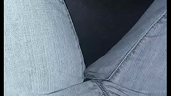 運転中に我慢できなくておしっこを漏らしてしまいました